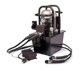 Привод инструмента для пробивания отверстий